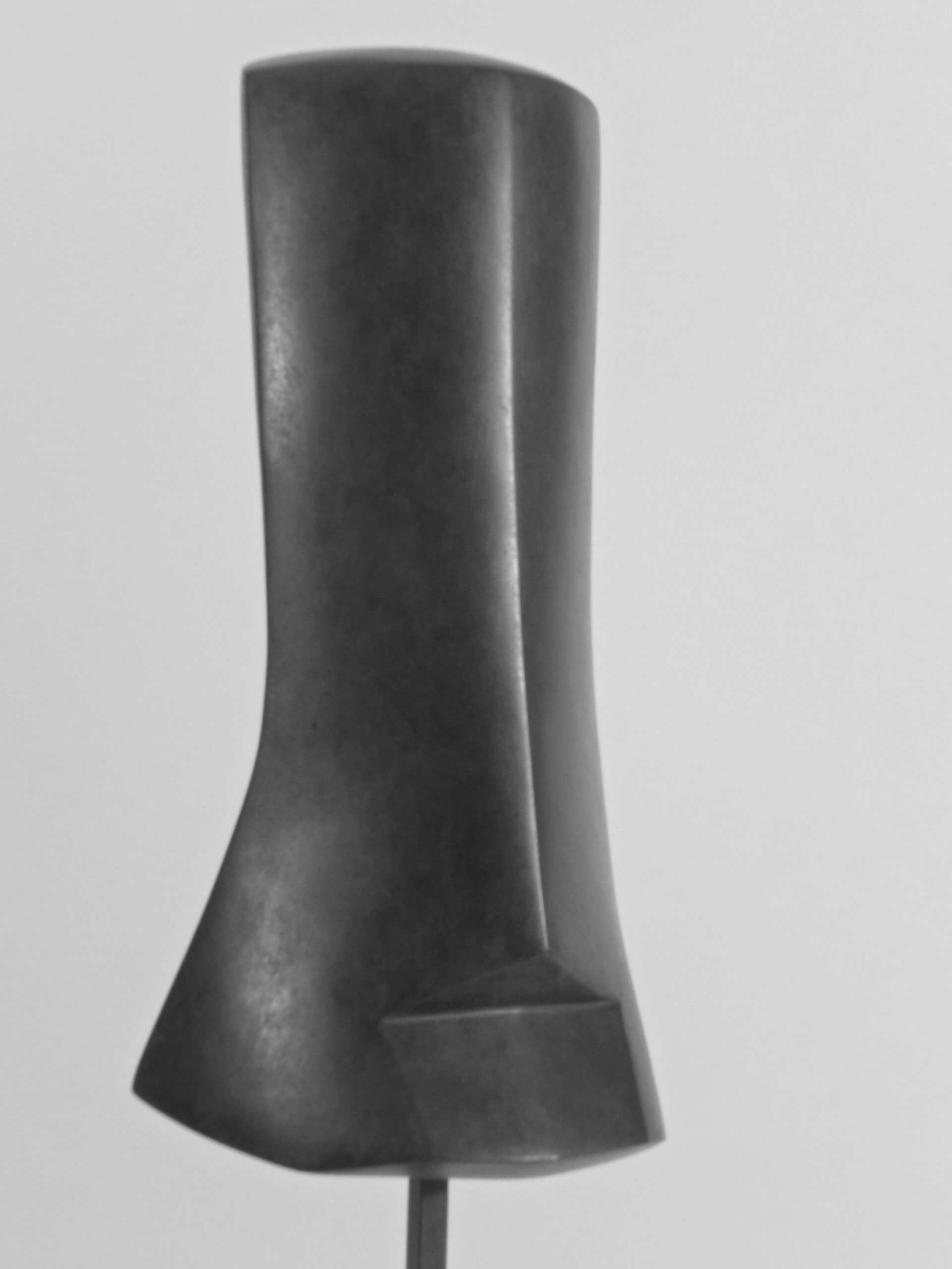 6 La Luxure, 1986, bronze, h 68 cm