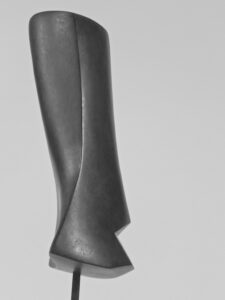 7 La Luxure, 1986, bronze, h 68 cm