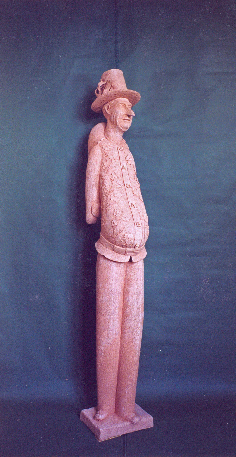 8 Pulcinella fils de Bucco, 1998-2000, terre cuite chamottée, pièce unique, h.173cm